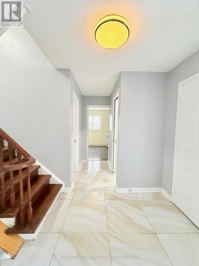 Building Photo - 41 Broadbridge Dr