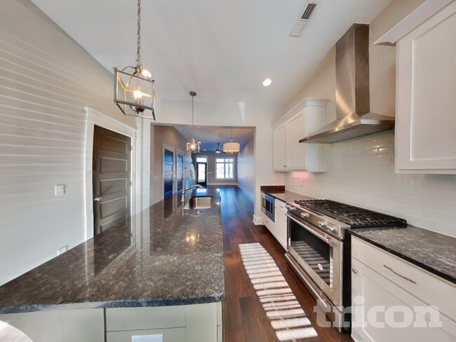 Foto del edificio - 6817 Charlotte Pike