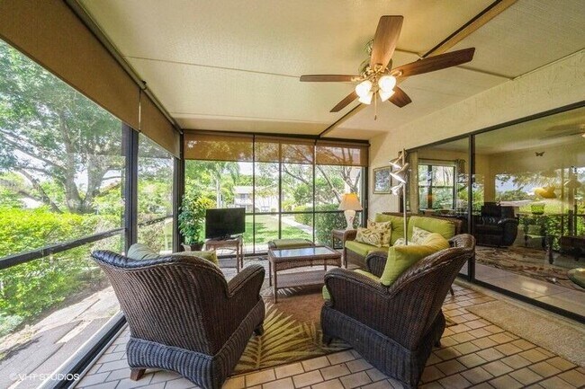 Foto del edificio - 7485 SE Jamestown Terrace