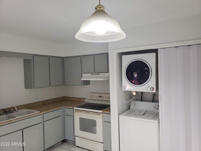 Foto del edificio - 867 W Ray Rd