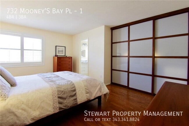 Photo du bâtiment - 732 Mooney's Bay Pl