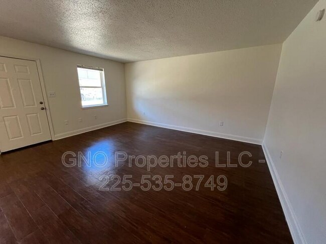 Foto del edificio - 8520 Chef Menteur Hwy