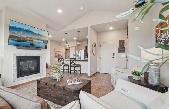 Building Photo - 1700 Wildfire Rd