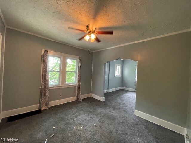 Building Photo - 932 Silvercrest Ave