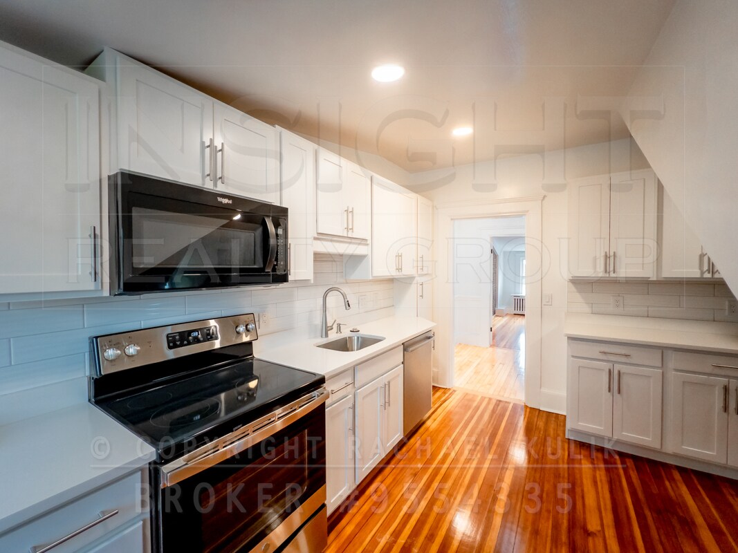 Primary Photo - 100 Chestnut Ave