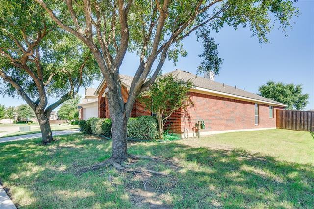 Building Photo - 5208 Brookside Dr