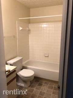 Foto del edificio - 2114 Chestnut Ridge Dr