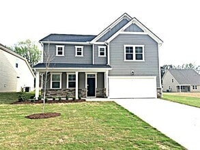 Building Photo - 203 Gregory Dr