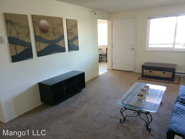 Foto del edificio - 10506 Bridgeport Way SW