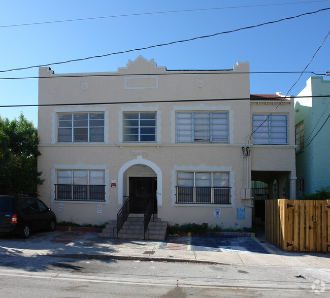 Building Photo - Miller Apartments