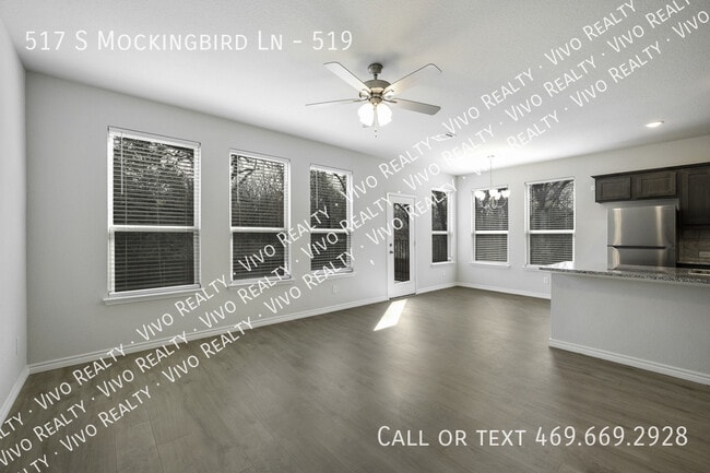 Building Photo - 517 S Mockingbird Ln