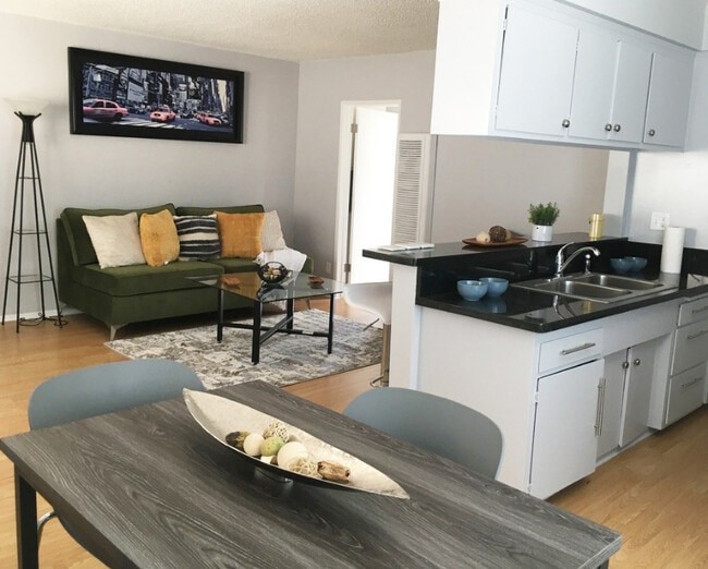 Photo - 2827 S Corning St Apartment