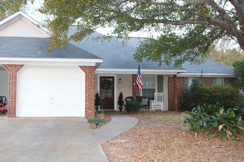 Primary Photo - 129 Rockwood Dr