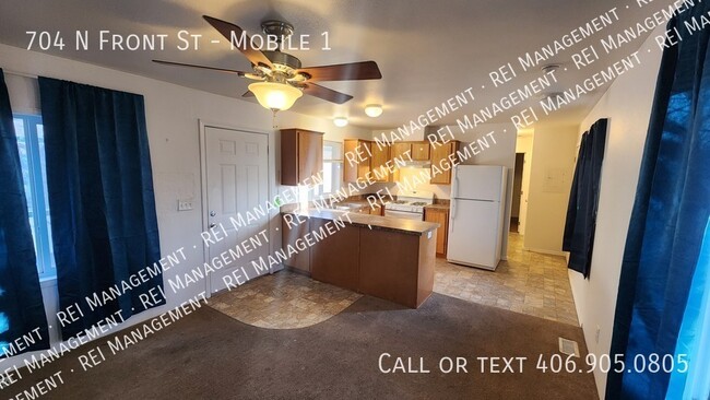 Building Photo - Charming 2-Bed, 1-Bath Mobile Home @ Tahoe...