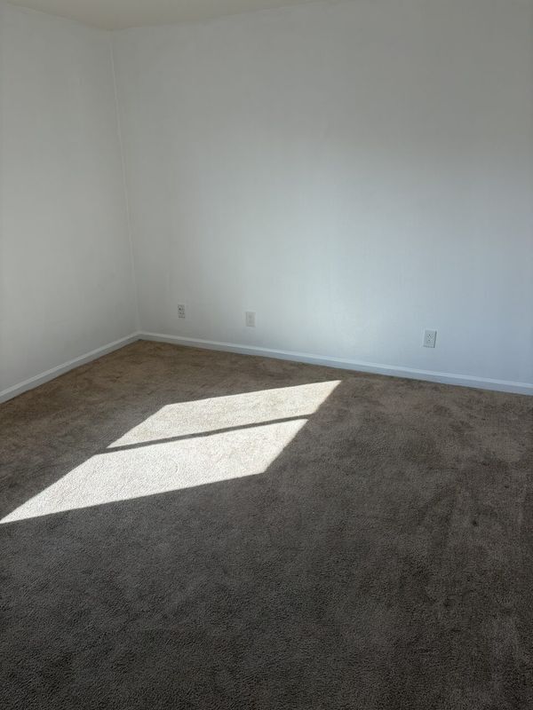 Foto del edificio - 2020 Guthrie St N