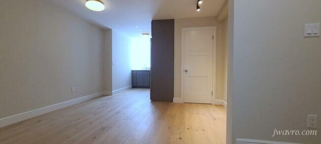 Foto del edificio - 350 Waller St