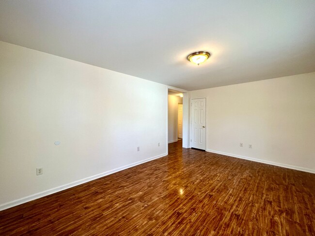 Foto del edificio - 3 Bedroom in West Asheville!