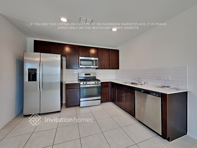 Foto del edificio - 3028 Wallace Wls Ct