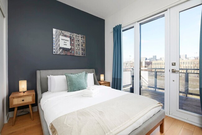 Photo du bâtiment - 2501 Rue Notre-Dame Ouest-SI ID1601917P