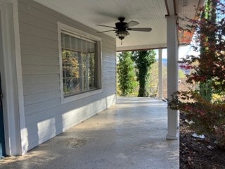 Building Photo - 202 N Spring St