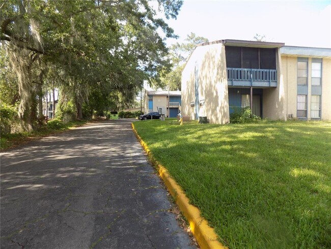 Foto del edificio - 2811 SW Archer Rd