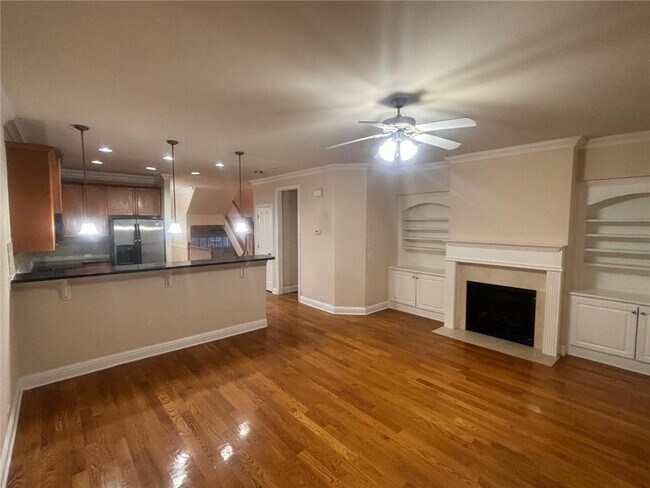 Foto del edificio - 4846 Lamoyne Ln