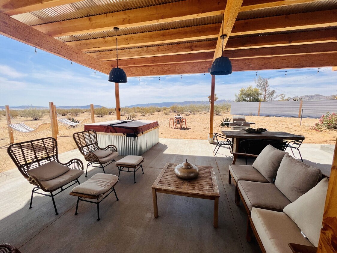 Foto principal - Stunning Home with Breathtaking Desert Vistas