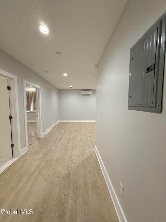 Foto del edificio - 5 Broadway