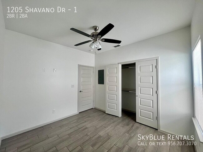 Foto del edificio - 1205 Shavano Dr