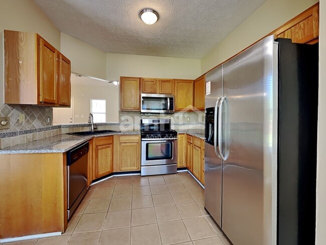 Building Photo - 4855 Lake Park Ter