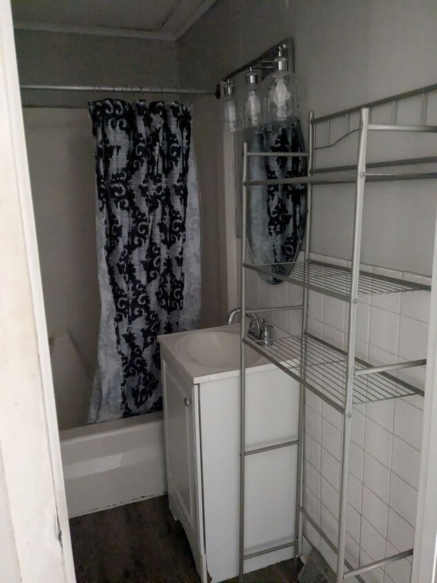 Foto del edificio - 3303 4th Ave