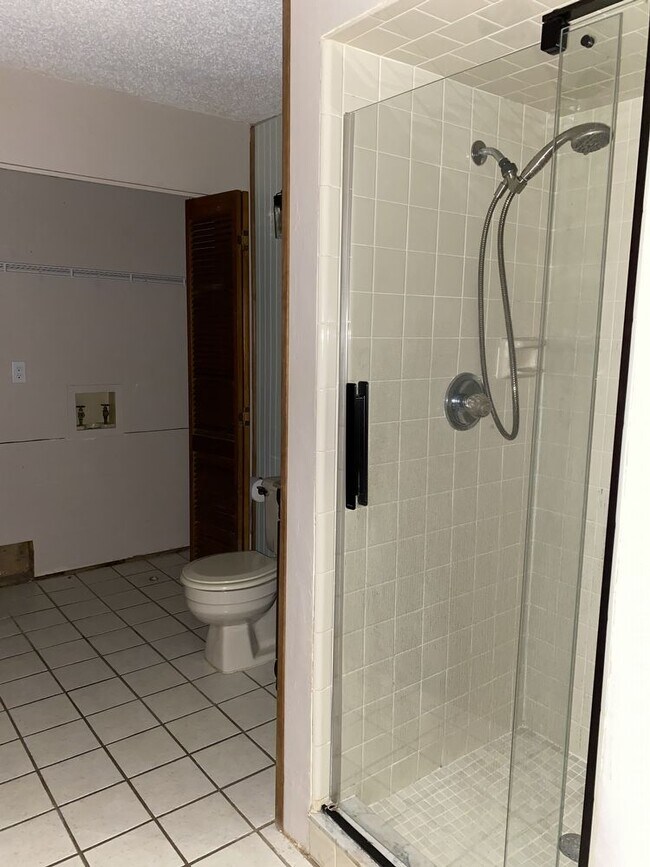 Foto del edificio - 2054 Oak Meadow Cir