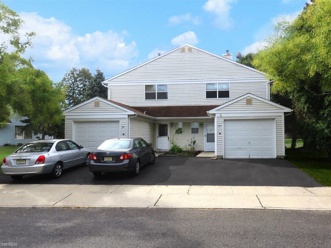 Primary Photo - 20 Wyndmoor Dr