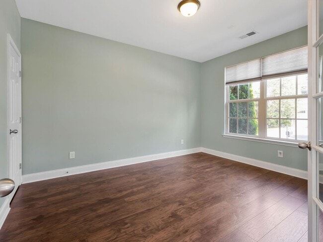 Building Photo - 4 Bedroom Single Family Home in Franklin