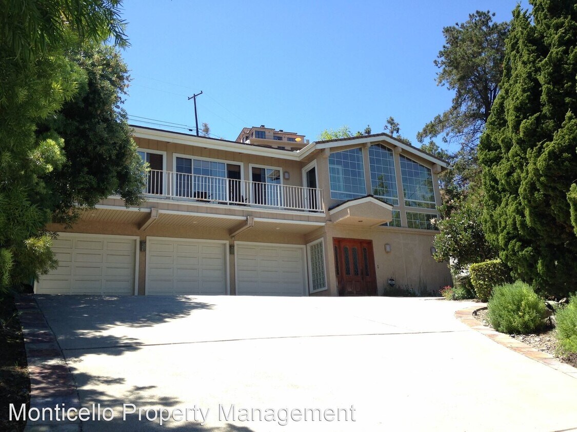 Primary Photo - 4 br, 3 bath House - 12551 Circula Panorama
