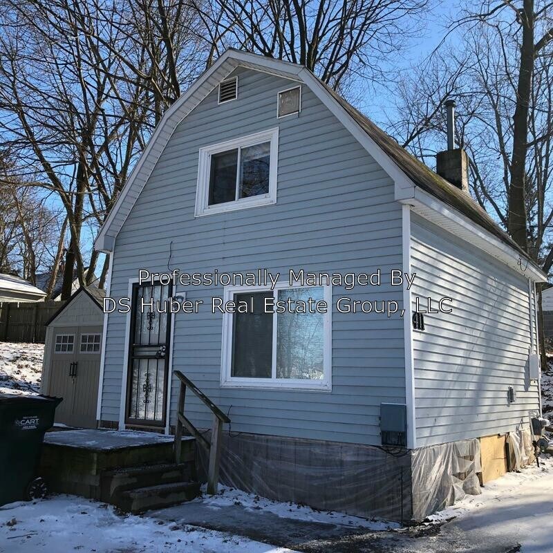 Primary Photo - 411 S Francis Ave