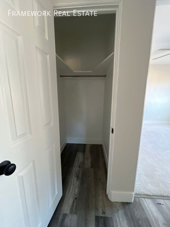 Building Photo - 1524 Wabash St