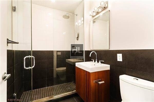 Foto del edificio - MESEROLE STREET