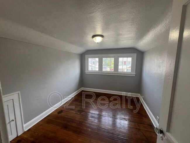 Building Photo - 3825 Berkeley