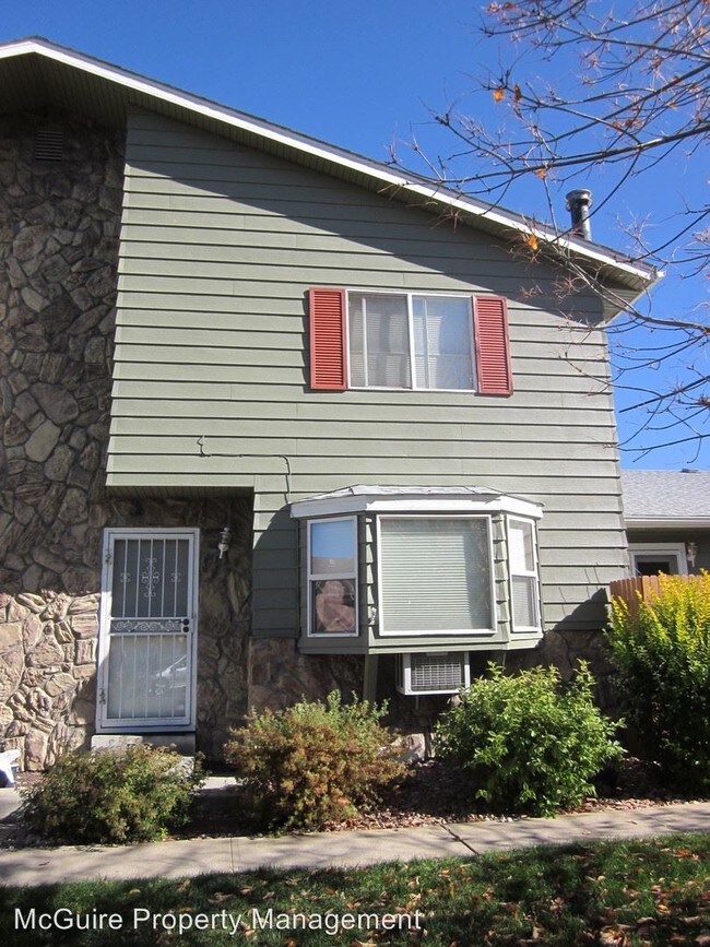 Building Photo - 1009 W 112th Ave