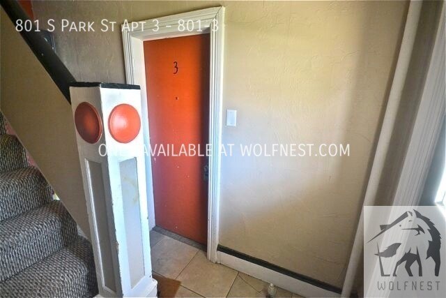 Building Photo - No Deposit Option! Fantastic 1 Bedroom Dow...