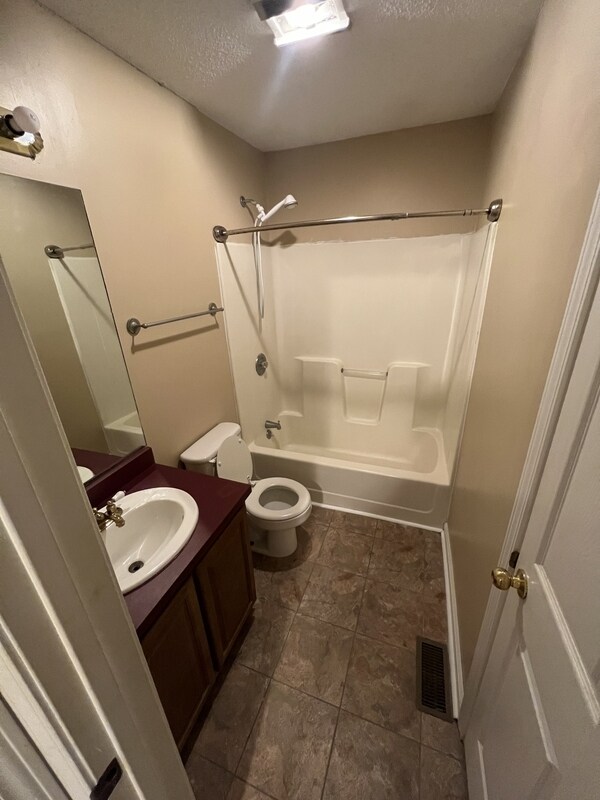 Foto del edificio - 106 Stone Henge Ln