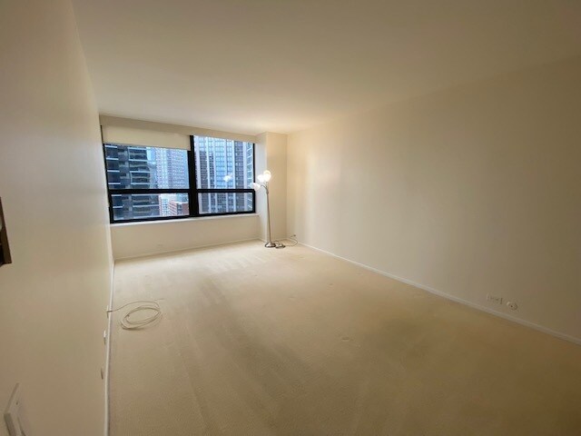 Building Photo - 400 E OHIO St