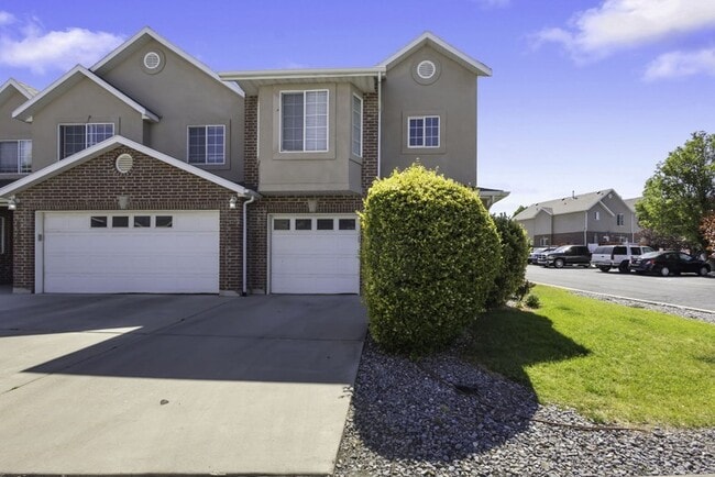 Photo - 10504 Sage Flats Way Townhome
