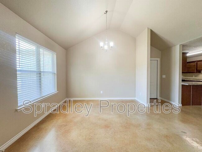Building Photo - 4825 Deep Drive