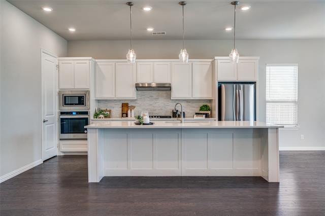 Foto principal - 3001 Renmuir Dr