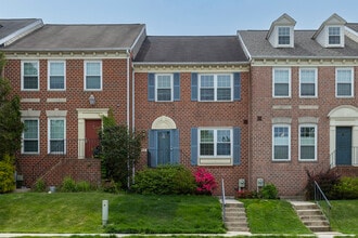 Building Photo - 2056 Griffis Ave