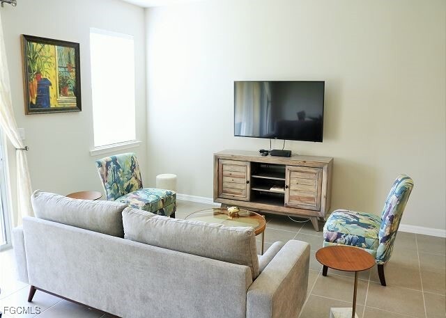 Building Photo - 10850 Alvara Point Dr