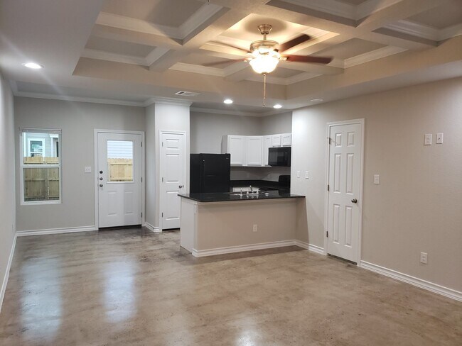 Foto del edificio - Townhome for rent