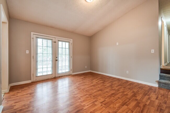 Foto del edificio - 115 Doubletrace Ln